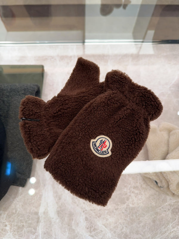 Teddy Fingerless Gloves