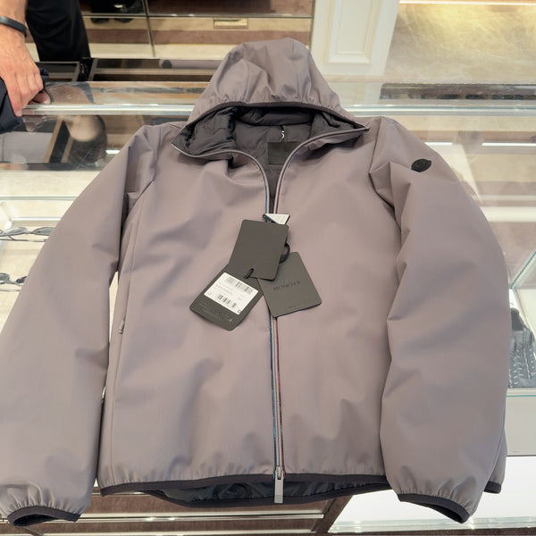Batisse Hooded Short Down Jacket