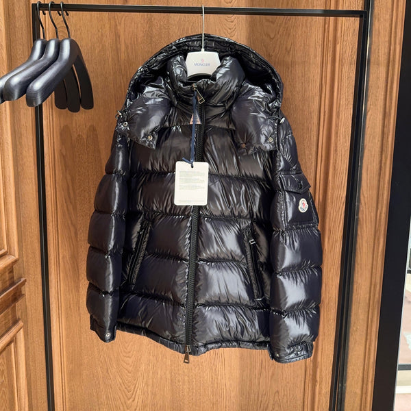 Classic Maire Hooded Short Down Jacket