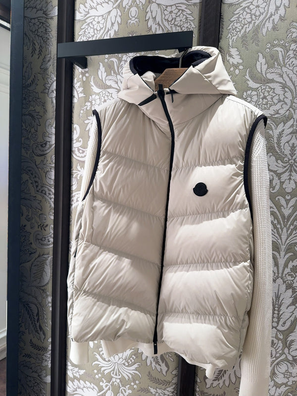 Moncler Guersac Diagonal-Quilted Hooded Down Gilet
