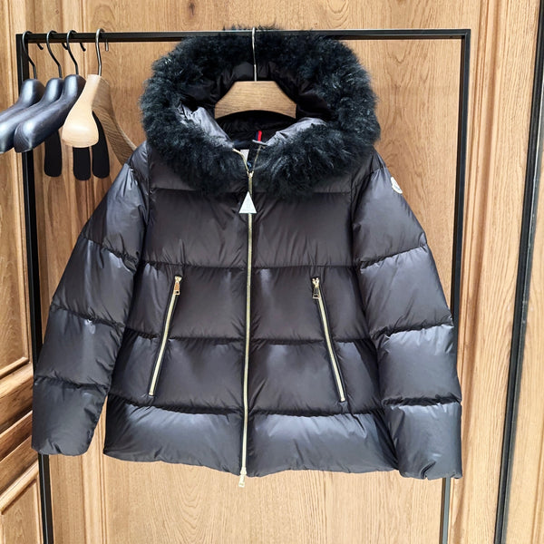 Classic Laichefur Hooded Shearling-Trimmed Short Down Jacket