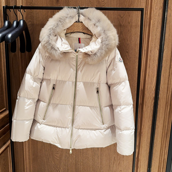 ClassicLaichefur Hooded Shearling-Trimmed Short Down Jacket
