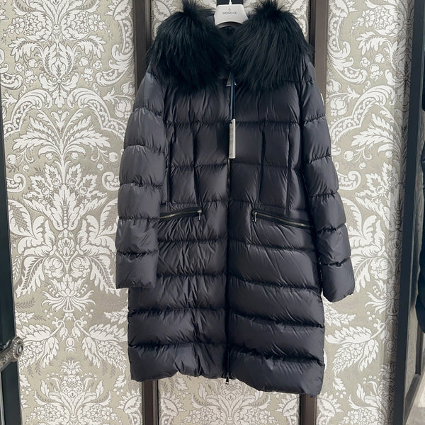 Classic Boedic Hooded Shearling-Trimmed Long Down Jacket