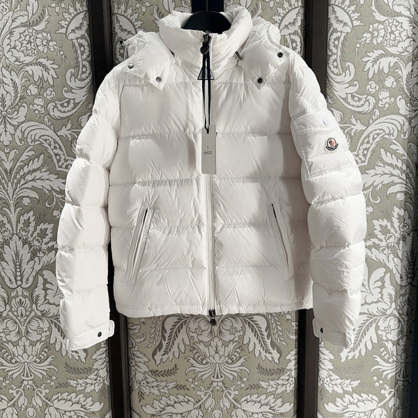 Classic Maya Hooded Short Down Jacket