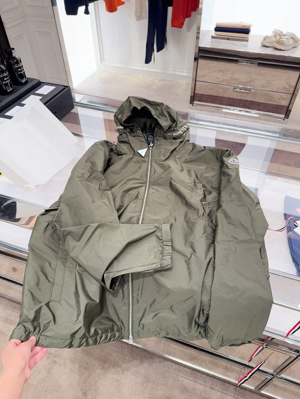 Remoray Hooded Windbreaker