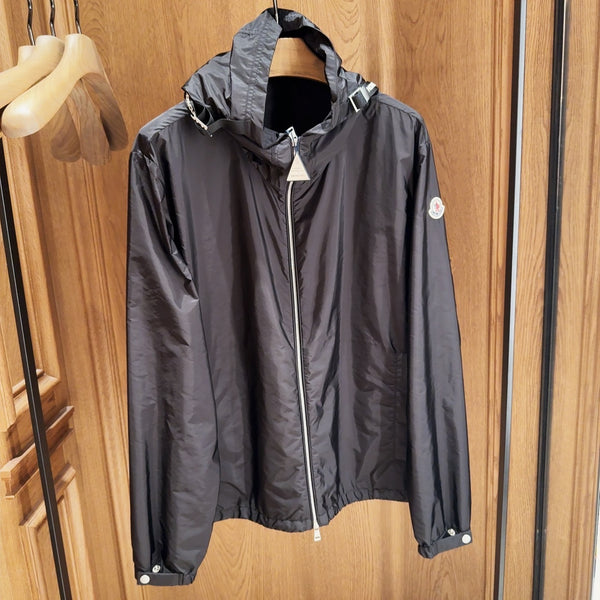 Remoray Hooded Windbreaker