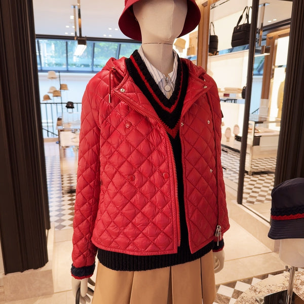 Corbelin Diamond-Quilted Hooded Short Down Jacket